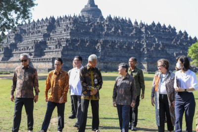 Kaisar Jepang Naruhito Terkesan Candi Borobudur