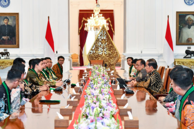 Presiden Jokowi Terima Kunjungan PB HMI di Istana Merdeka
