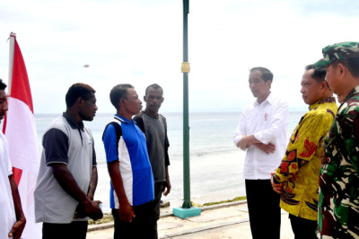 Presiden Jokowi Dorong Pengelolaan dan Penyaluran Hasil Laut di Biak Numfor