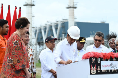 Presiden Joko Widodo Resmikan PSN Tangguh Train 3 di Teluk Bintuni