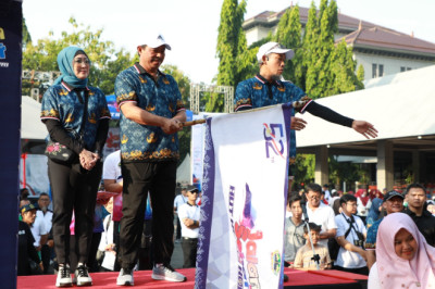 Jalan Sehat HUT ke-52 Korpri, Nana Kembali Ingatkan ASN Tidak Boleh Berpolitik Praktis