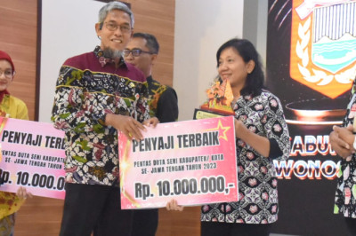 Duta Seni Award Jateng, Pemprov Jateng Fasilitasi Gelar Pentas Seni Kabupaten/Kota di TMII
