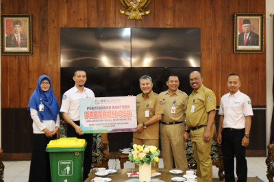 95,44% Warga Terdaftar BPJS, Pemkab Temanggung Terima Penghargaan UHC