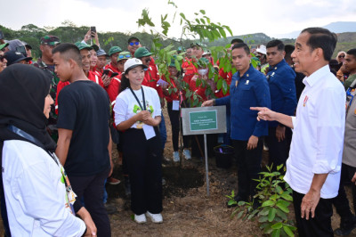 Presiden Jokowi Tegaskan Pentingnya Pemantauan Perkembangan Proyek di IKN Usai Groundbreaking