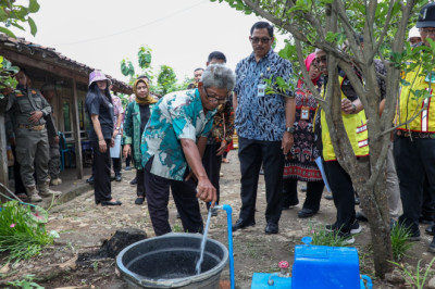 Berkat Pemprov Jateng, 60 KK  Desa Sambi Dhuwur Sragen Nikmati Air Bersih
