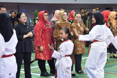 Puan Maharani Resmikan GOR Bung Karno di Sukoharjo