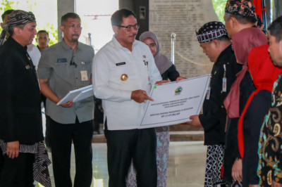 Pemprov Jateng Gelontor Bantuan Rp145,3 Miliar untuk Kabupaten Brebes