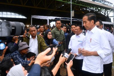 Presiden Jokowi Tunjuk Mendagri Tito Karnavian Jadi Plt Menko Polhukam