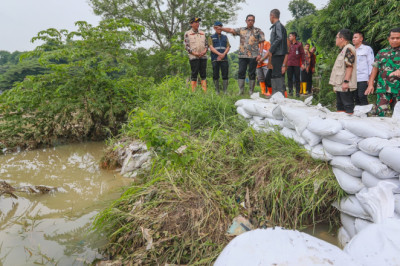 Banjir Brebes Mulai Surut, Pemprov Jateng Bantu Logistik Pengungsi