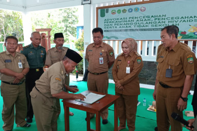 Perlu, “Call Center” Pelayanan Pelaporan Pernikahan Dini, HIV/AIDS, dan Perundungan