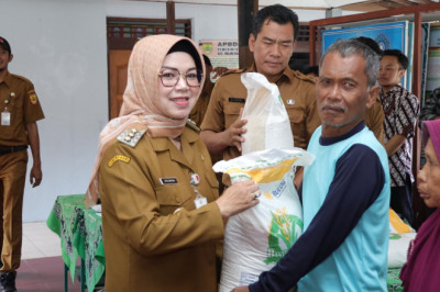 Seorang Warga Sukoharjo Ajukan Pencoretan Penerima Bantuan Beras CPP