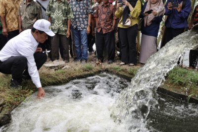 Mentan Kunjungi Grobogan, Bupati Sampaikan Keluhan Petani