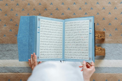 Doa Iftitah Lengkap: Arab, Latin, dan Arti