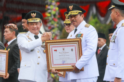 Raih Penghargaan EPPD, Kepemimpinan Nana Sudjana Kembali Tuai Prestasi