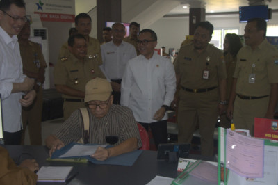 Menpan RB Minta Pelayanan Adminduk Mandiri Sampai ke Desa