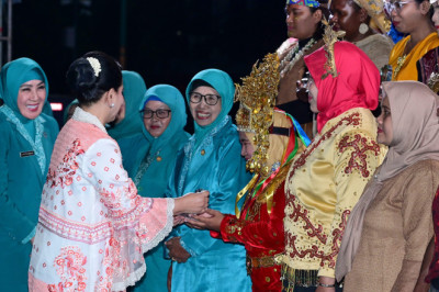 Dihadiri Ibu Negara, Puncak Peringatan HKG PKK Bertabur Penghargaan dan Kuliner Khas Solo