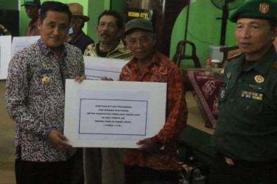 Ratusan Kelompok Tani Terima Bantuan Pompa Air