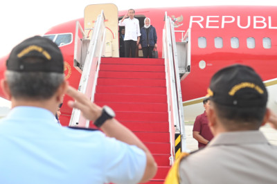 Bertolak ke Sumbar, Presiden dan Ibu Iriana akan Tinjau Lokasi Banjir Bandang dan Serahkan Bantuan