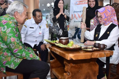 Hari Jamu Nasional ke-16 2024, Bupati Sukoharjo Racik Jamu Sendiri