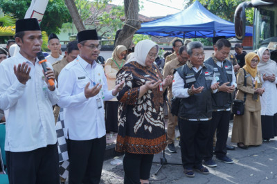 Yuni Lepas Kloter 87 Calhaj Kabupaten Sragen