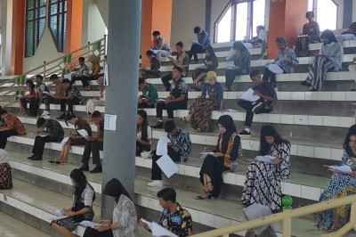 Ratusan Peserta Ikuti Tes Tertulis Calon Kakang Mbakyu Duta Wisata Blora 2024