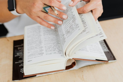 15 Rekomendasi Kamus Bahasa Inggris Indonesia Terbaik