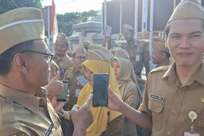 Tindaklanjuti Larangan Judi Online, Kepala Diskominfo Sidak Handphone ASN