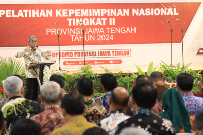 Pemimpin Harus Berinovasi dalam Entaskan Kemiskinan