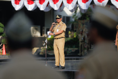 Jelang Hari Jadi ke-79 Pemprov Jateng, Nana Sudjana Minta Jajarannya Kerja Keras Turunkan Kemiskinan