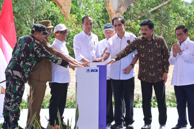 Groundbreaking BCA, Presiden Jokowi: Investasi Menguntungkan