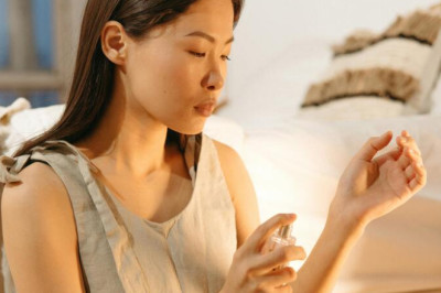 10 Rekomendasi Parfum Wanita Terbaik dengan Harga Murah, Penampilanmu Dijamin Semakin Maksimal!