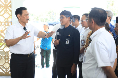 Dilengkapi Menara, Masjid Agung Jawa Tengah di Magelang Sajikan Pemandangan Candi Borobudur