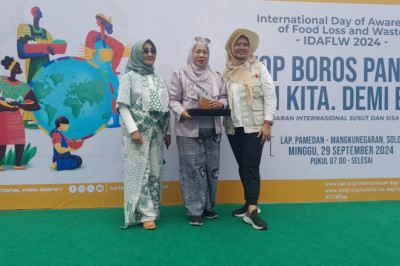 Hebat! Inovasi Ketahanan Pangan Kota Semarang Kembali Raih Penghargaan Tingkat Nasional