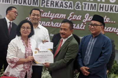 Pilwakot Semarang 2024: Tim Hukum Agustina - Iswar Somasi Pemilik Akun Media Sosial Ujaran Kebencian