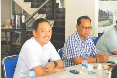 Pasangan Yoyok Joss Tawarkan Program Semarang Berseri untuk Atasi Sampah di Kota Semarang