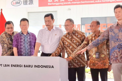 Menko Marves RI Resmikan Pabrik Katoda LFP di Kendal
