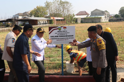 Aset Penunggak Pajak Dipasangi Plang