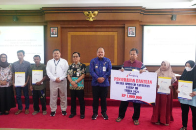 Pj Bupati Pati Serahkan Santunan Kematian Tahap III