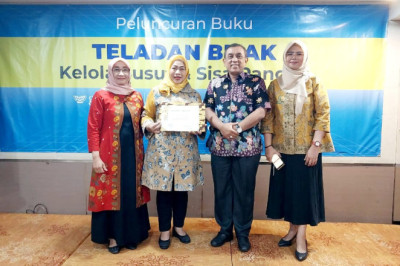 Mbak Ita Raih Penghargaan Bappenas Atas Komitmen Terhadap Pengelolaan Sisa Pangan
