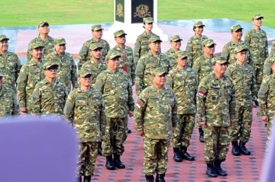 Senam Pagi dan Kebersamaan Kabinet Merah Putih di Akademi Militer Magelang