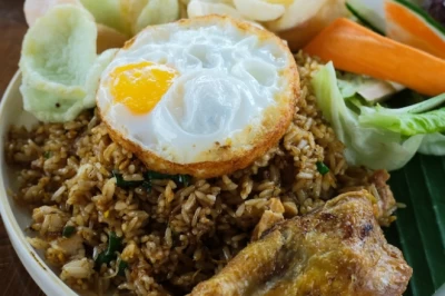 10 Rekomendasi Makan Malam yang Lezat, Menggugah Selera!