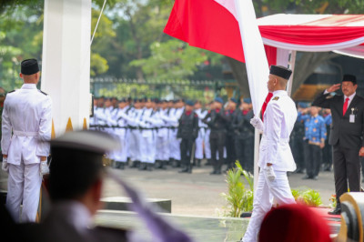 Hari Pahlawan, Nana Sudjana: Jangan Pernah Lelah Berbuat Baik, Teladani dan Warisi Nilai Kepahlawanan