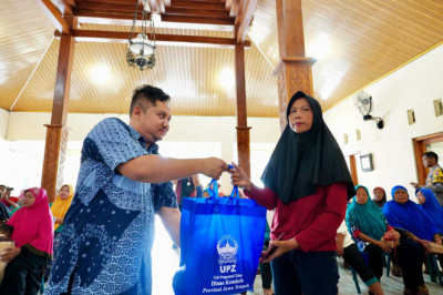 Cegah Stunting, Diskominfo Jateng Salurkan Makanan Bergizi untuk Warga Desa Dampingan