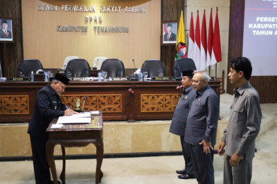 Pemkab dan DPRD Setujui Rancangan Perda APBD Kabupaten Temanggung 2025