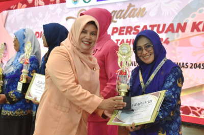 Istri ASN Harus Menarik dan Disegani