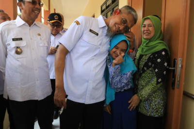 Tingkatkan Layanan Pendidikan Difabel, Sekda Jateng Resmikan SLB Negeri Lasem