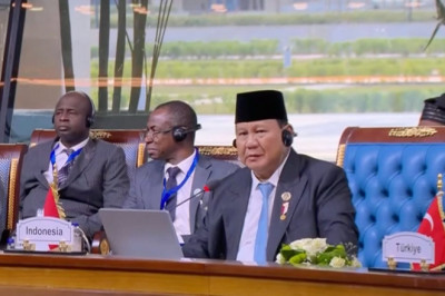 Hadiri Sesi Khusus KTT D-8, Presiden Prabowo Serukan Persatuan Negara Muslim