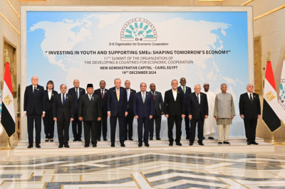 Presiden Prabowo Hadiri KTT D-8 di Kairo