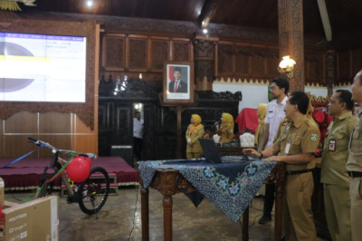 Penerimaan Pajak Lampaui Target, Hadiah Tapping Box Dibagikan