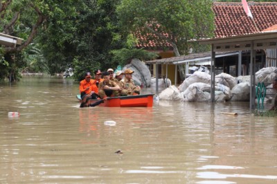 Banjir Landa Brebes dan Batang, Pemerintah Siapkan Langkah Penangangan Darurat
